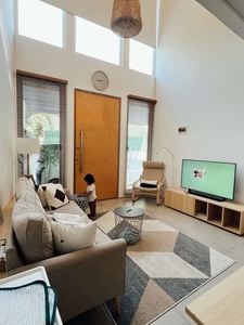 Rumah Keren Minimalis Modern di Cigadung Dekat Resort Dago Pakar
