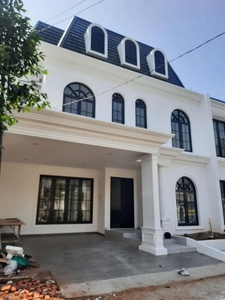 Rumah mewah brandnew modern di Bintaro Jaya Sektor 9