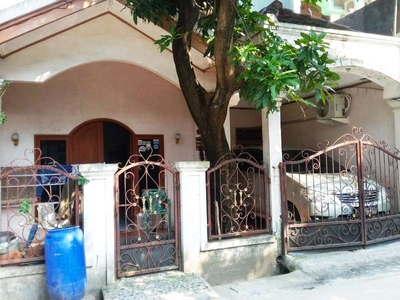 RUMAH PERUMNAS 3 KARAWACI TANGERANG