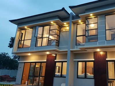 2 Lantai , Desihn Mewah Rumah di CLUSTER EMERALD Jatiasih Bekasi