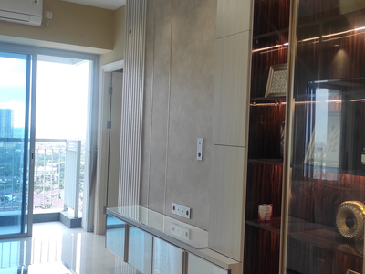 Apartemen Anderson Furnished with View Kolam Renang