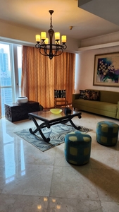 Disewa Apartemen Bellagio Residence 3 Bedrooms, Dekat Ritz Carlto