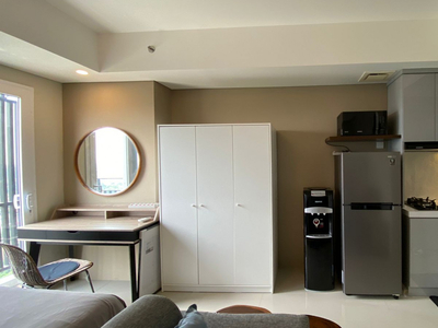 Apartemen Keren Siap Masuk Full Furnished Di Area Bintaro 3 (The Brezze).