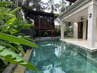 Beautiful House tropical modern style at Cipete Area