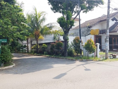 Dijual Beli Tanah dapat Rumah!! Kavling Strategis di kawasan Vill