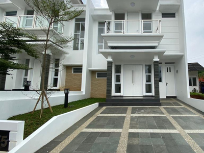 Brand New Rumah Modern Siap Huni di Cilandak