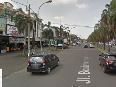 Depan Jalan Utama, Cocok Untuk Usaha, Ruko Boulevard Hijau dijual di Harapan Indah