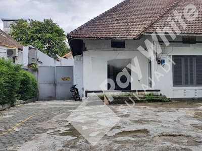 Dijual DIJUAL (Hitung Tanah) Rumah Heritage Komersial Ex Restaura