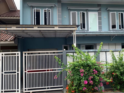 Dijual Murah Rumah 2 Lantai Siap Pakai Di Perumahan Kebon Jeruk Indah