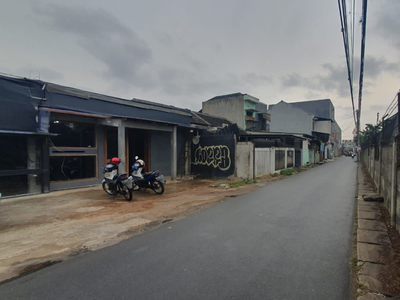 Dijual Ruang Usaha Lokasi Strategis @Pondok Karya, Pondok Aren