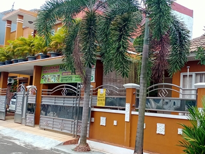 Dijual Rumah Ada Kolam Renang Villa Nusa Indah 3