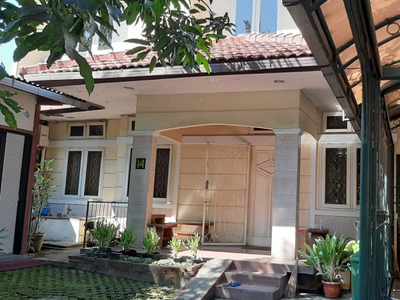Dijual Rumah banyak kamar di talaga bodas - Bandung