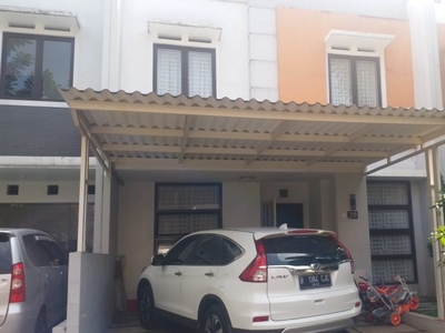 Dijual Dijual Rumah di Cluster Madrid - Palem Semi, Karawaci