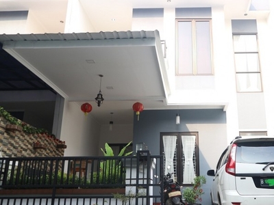 Dijual Dijual Rumah di Jl. Palem Aren - Palem Semi, Karawaci