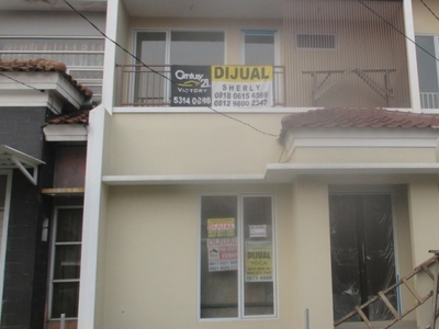 Dijual Dijual Rumah di Taman Ubud Permata Timur - Lippo Karawaci