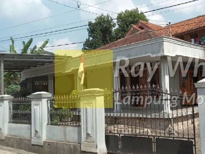 Dijual Rumah di Tanjung Karang Pusat