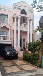 Dijual Dijual rumah diTaman Diponegoro JL. Gn. Pelangi Lippo Kara