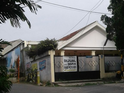 Dijual Dijual Rumah Hoek di Sarijadi Baru III Kota Bandung