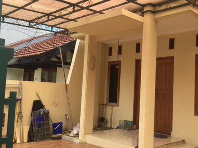 DIJUAL RUMAH JL TAMAN ALFA INDAH JAKARTA SELATAN