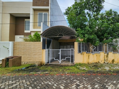 DIJUAL Rumah Lama cocok buat investasi dan home builder Di Baruk Pondok Nirwana Surabaya Timur