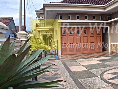Dijual Dijual Rumah Mewah 7 Kamar Tidur di Sukabumi Bandar Lampun