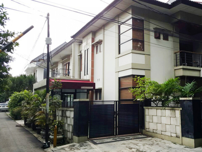 Dijual Dijual Rumah Mewah dikawasan Exclusive Kebayoran Baru, Jak