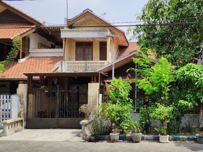 Dijual Rumah Tenggilis Mejoyo Murah Hitung Tanah Hak Milik Dekat Universitas UBAYA Surabaya