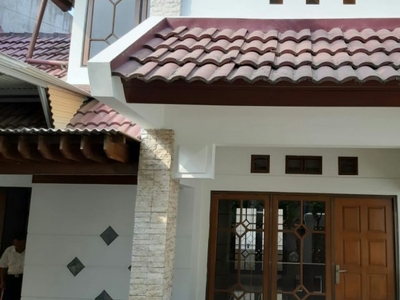 Dijual Rumah Terawat Daerah Cinere