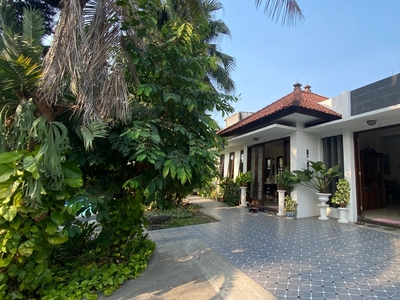 Dijual Dijual Rumah Villa Harga Tanah Kemang Area