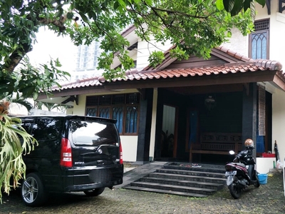 Dijual SEGERA Rumah Nyaman dan Siap Huni di Kawasan Nusa Jaya, Ciputat, Tangerang Selatan