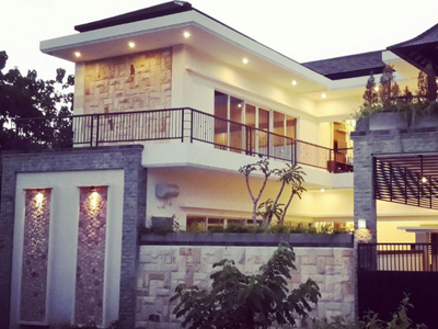 Dijual Villa Baru dikampial Nusa Dua Bali
