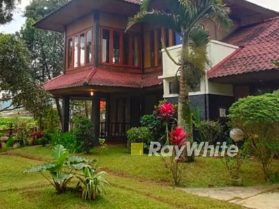 Dijual Dijual Villa Cantik Terawat dengan View Indah Di Cianjur P