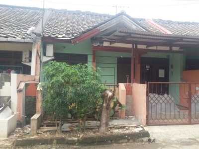 Disewa disewakan rumah siap huni pinggir jalan