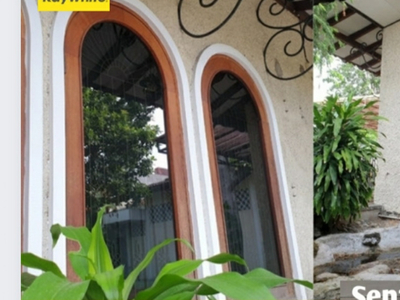 Disewakan Rumah Taman Jemursari Selatan - Wonocolo - Surabaya - Unik Bergaya SPANYOL - Instagramable