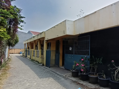 Dijual Ex Gedung sekolah + Rumah di lokasi strategis Cipondoh Mak
