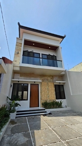 Dijual Flash Sale. Rumah bergaya Bali di Kencana Loka, BSD