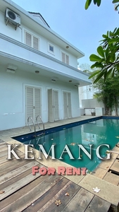 Disewa For Rent - Available Classic Modern Townhouse at Kemang Ba