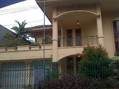 Dijual For Sale : A nice house at Jl Sekolah Duta, Pondok Indah
