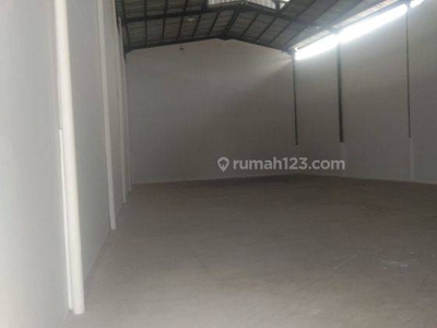 Gudang Luas 360m² di Cipondoh Tangerang