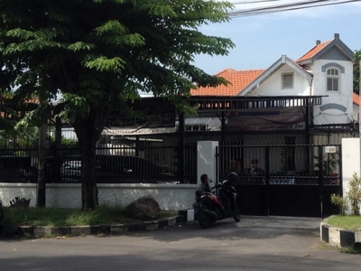 Harga Terjun Bebas Rumah Pusat Kota Jl. Anjasmoro.