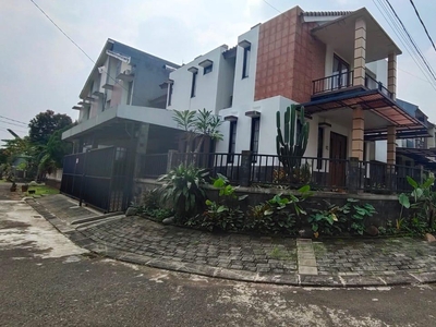 Dijual Harga Termurah. Rumah Hoek Di Nusa Loka, BSD