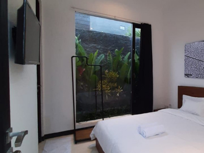Hotel lokasi sangat strategis di area resort Canggu Bali