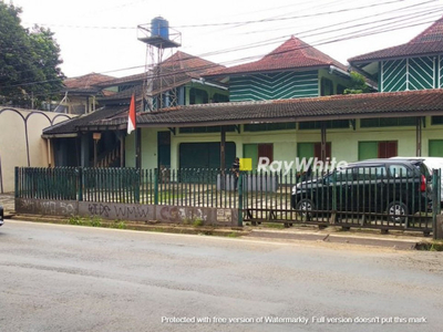 Kos-Kosan 2 Lantai Lokasi Pinggir Jalan Bogor