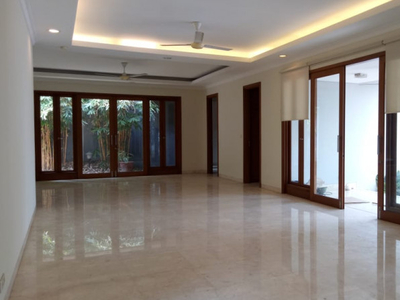 Disewa luxury house for rent at Kemang area