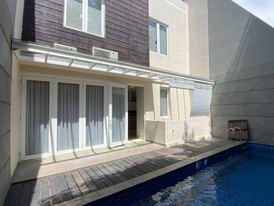 Disewa MINIMALIST HOUSE AT KEMANG, COMPOUND