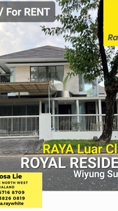 MURAH Sewa Rumah Royal Residence Surabaya RAYA Luar Cluster - Garasi Carport 4 Mobil Dekat Pakuwon Mall, PTC, Supermall