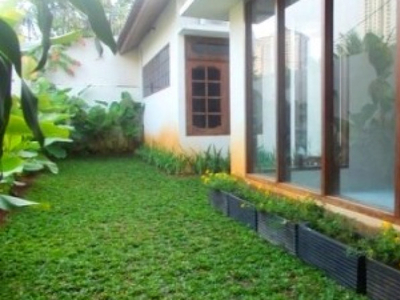 Disewa New/Renovated House in the a Compound..VeryQuiet..Close to