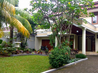 Disewa Nice house in kemang area for expatriat and others 