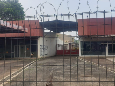 Ruang Usaha Ex Bengkel Lokasi Strategis @Pondok Cabe, Pamulang
