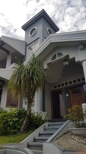 Disewa Rumah 2 lantai , 4 Kamar , Sarijadi Bandung